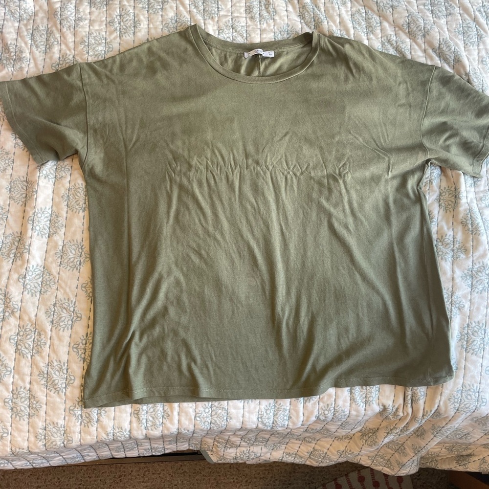 Pull & Bear tshirt